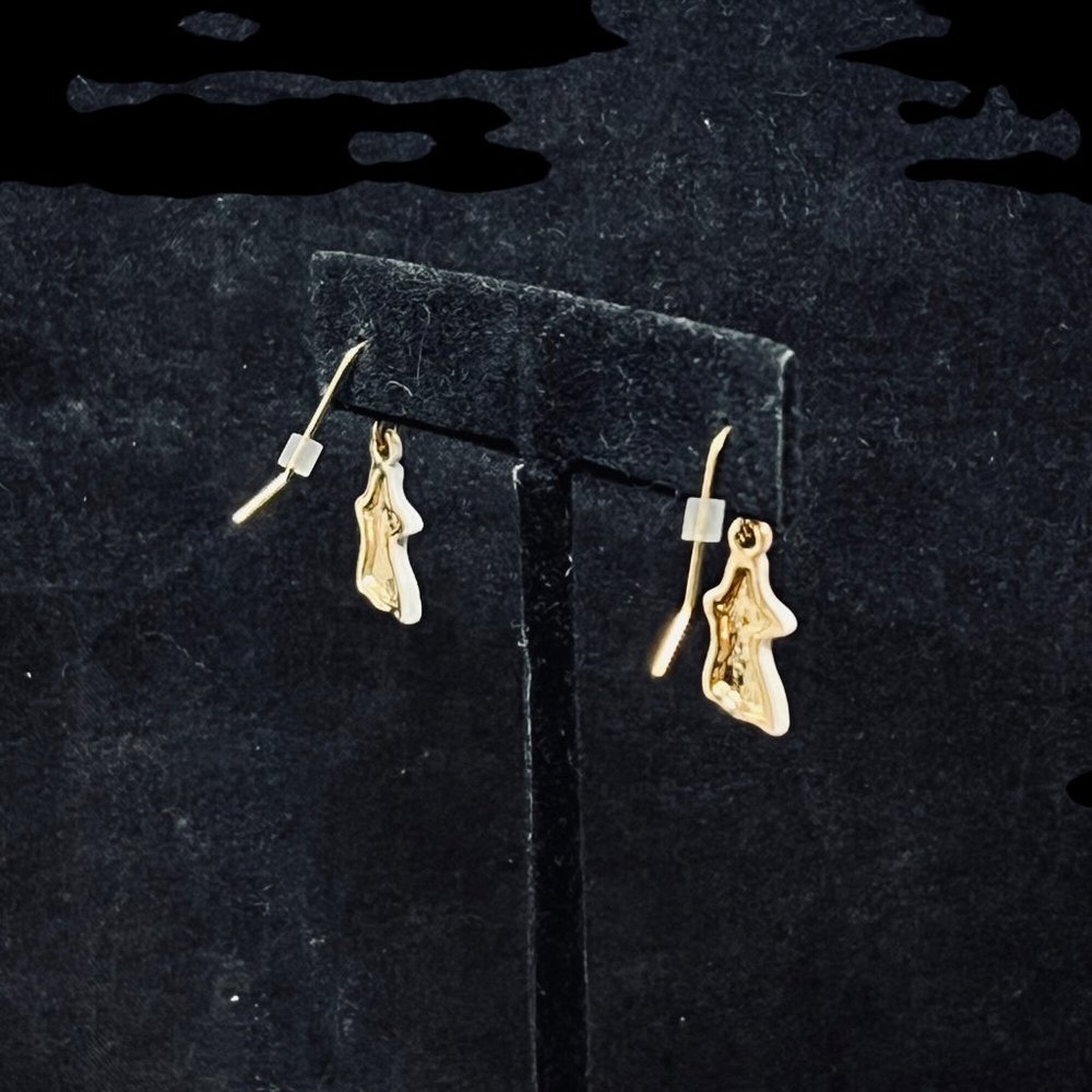 Halloween White Enamel Ghost Pierced Earrings (991) - Picture 4 of 4